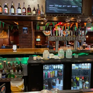 Full of beer selection and drinks great place!!!!