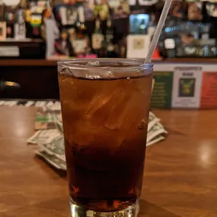 a glass of iced tea