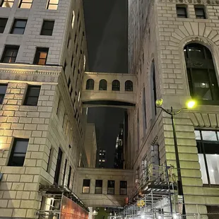 Alley to the O&apos;Malley
