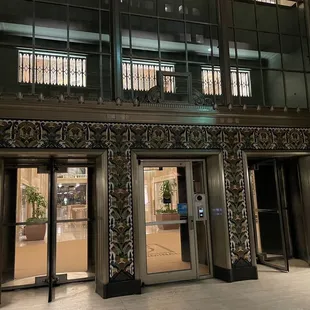 49 Dixie terminal building