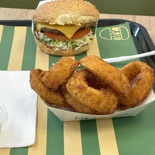 Geese burger and onion rings! So indulgent!