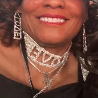 Yvette S.