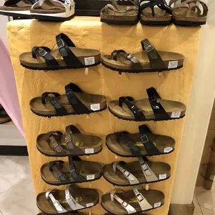 Birkenstock&apos;s Mayari in different colors