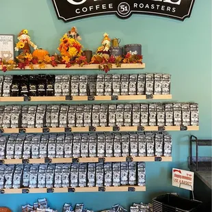 Coffee from 4 continents, roasted ultra fresh!