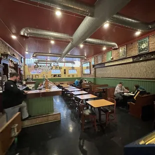 sushi and sashimi, interior