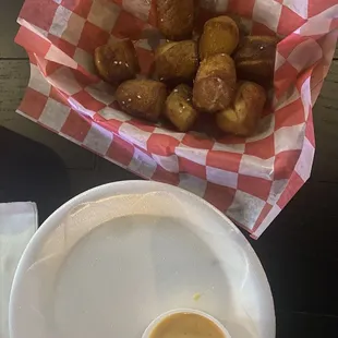 Pretzel bites and beer cheese