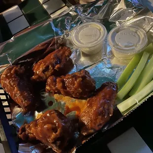 1 lb of wings. Spicy BBQ