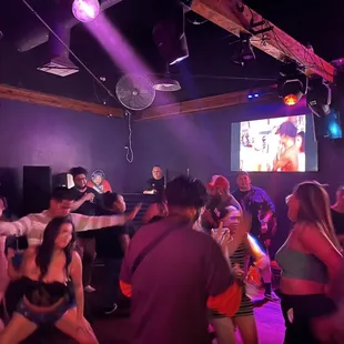 Dance floor and las ratchetas