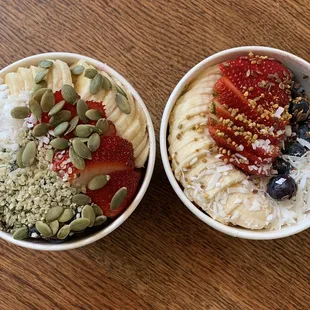 Pittaya and Açaí bowls taken to go. Very good.