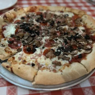 Their pizza was very good not over saucy and not greasy and very affordable