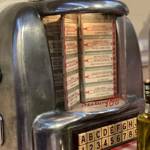 Cool working table side jukeboxes