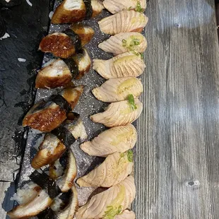 Unagi | Seared garlic salmon