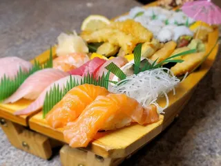 Naka Sushi