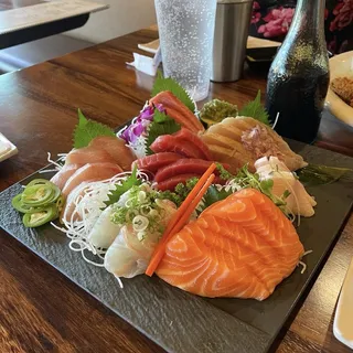 'O SUSHI' Sashimi Special (Large)