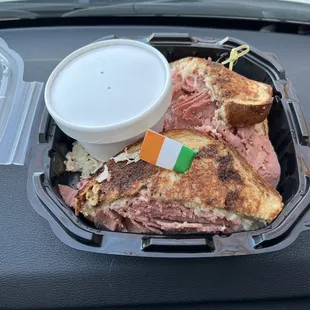 Classic Reuben Sandwich