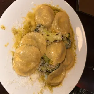 Spinach & Ricotta Ravioli
