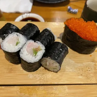 Negihama maki with tobiko nigiri