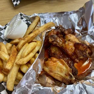 Honey hot wings