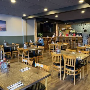 interior of O2 Eatery. Nice decor. Fresh but cozy