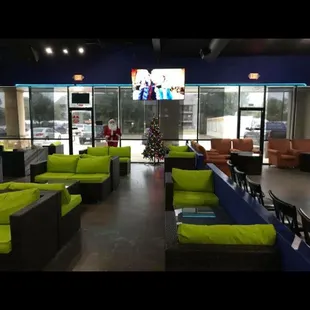 80 inch Tv, perfect for sport events