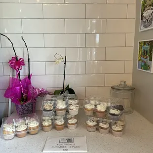 Discounted cupcakes were delicious!!