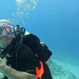 One happy diver!