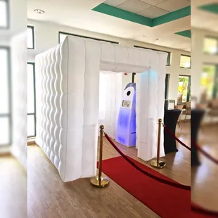 The &quot;Party Cube&quot;!  Wow!