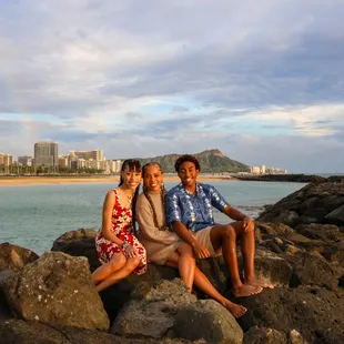 Had such a good time meeting and getting to take pictures of this beautiful family of 3 for their Christmas vacation on Oahu.