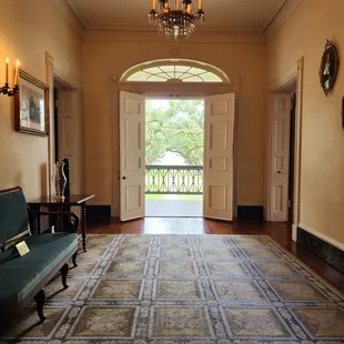 Oak Alley Plantation, Restaurant & Inn