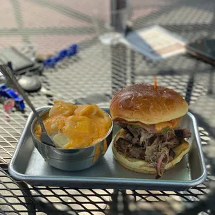 Mac 'n Cheese  Pile High