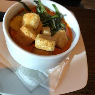 Tomato Basil Soup
