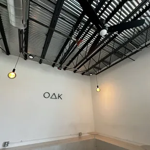 It&apos;s giving Goop mom meets cool art director vibes