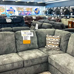 Oak &amp; Sofa Liquidators - Hanford, CA Store