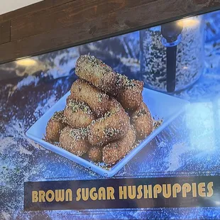 food, chicken wings and fried chicken