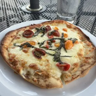 Naan Flatbread Margarita Pizza