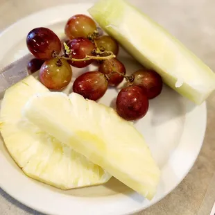 FRESH FRUIT