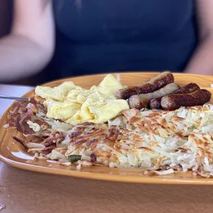 Eggs, hash browns, sausage