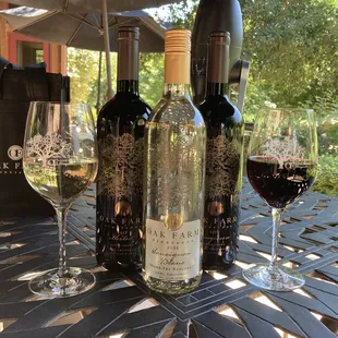 Enjoying a few glasses of the raffale and sauv blanc after our tasing.