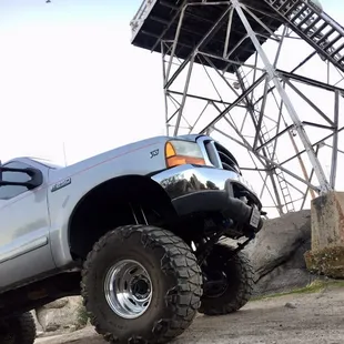 Tough road to reach the lookout. Regular sedan will NOT make the last 1/2 mile to the tower. Need 4X4