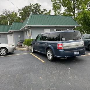 Oak Grove Tavern