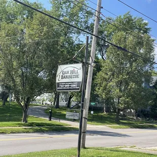 the sign for oak hill