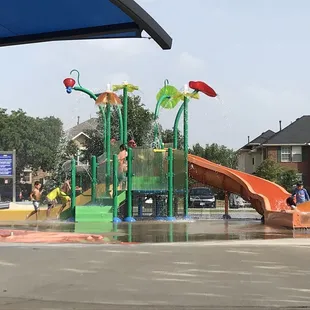 Splash pad
