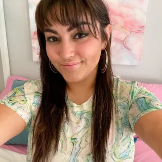Alana V.