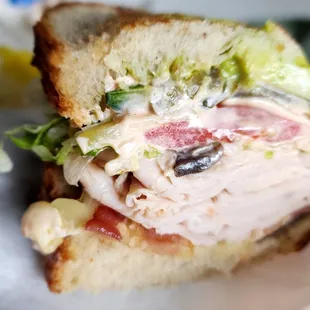 spicy turkey avocado