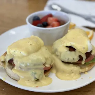 Crab Benedict