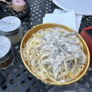 Mushroom and chicken pasta
