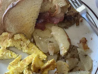 Mellor's Family Restaurant