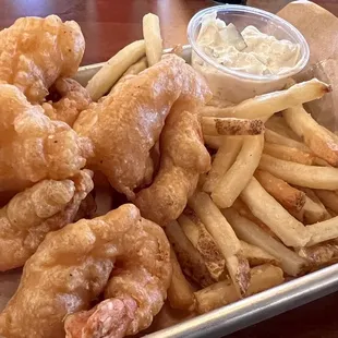 Frisby Beer Battered Shrimp &amp; Chips with House-made Tartar Sauce! Just delicious!