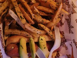 Rail Yard 83 Icehouse