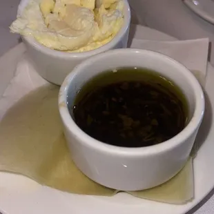 Sauce and butter for bread